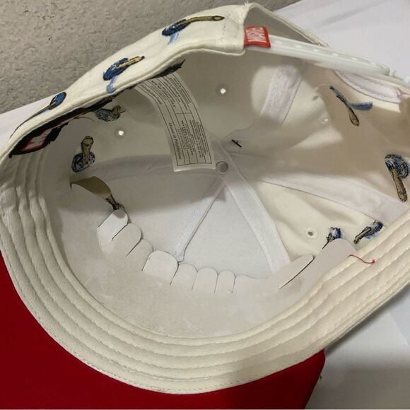 NWT Deadpool by Skottie Young Snapback Hat Marvel - Picture 4 of 5